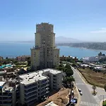 Acogedor Departamento con Vista Despejada en Concón